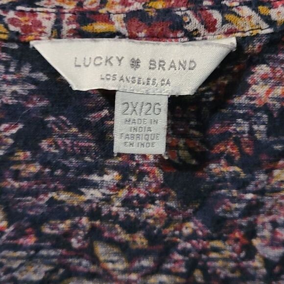 Georgeos Lucky brand top - Picture 2 of 3